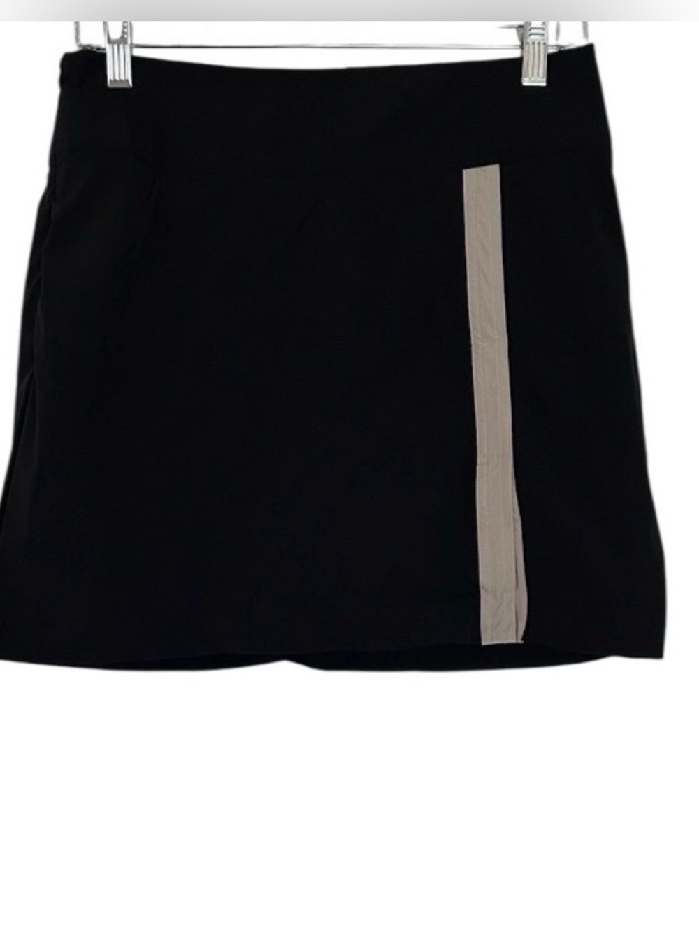 Halara SoftlyZero Quick Dry High Rise Tummy Control Mini Skirt Small Black NEW